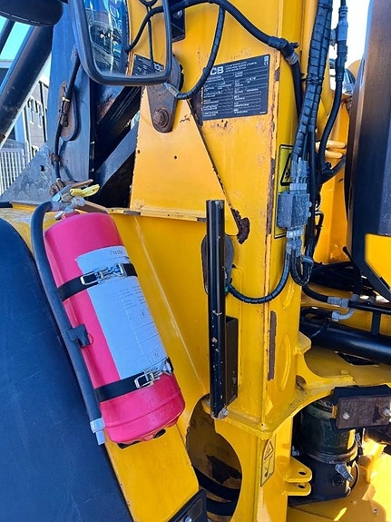 JCB 413 K T4F 16 of 22