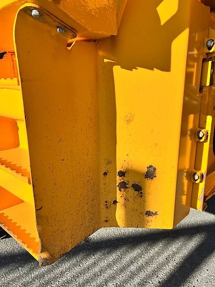 JCB 413 K T4F 19 of 22