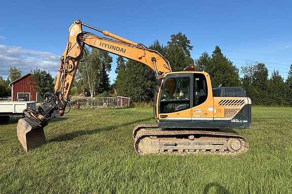 Hyundai Robex 140 LC-9 A 2 of 24