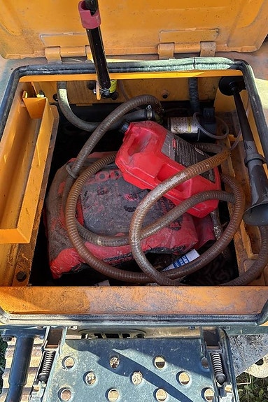 Hyundai Robex 140 LC-9 A 10 of 24