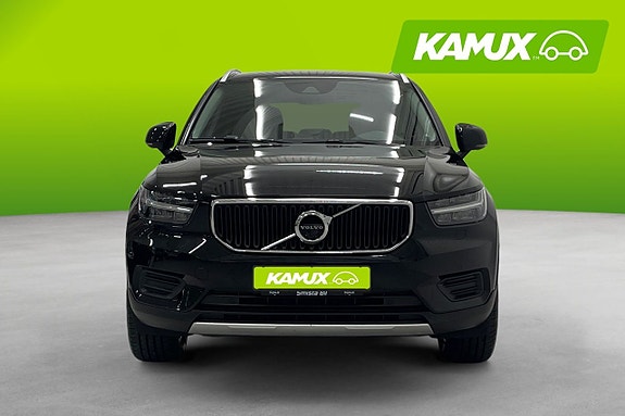 Volvo XC40 6 of 26