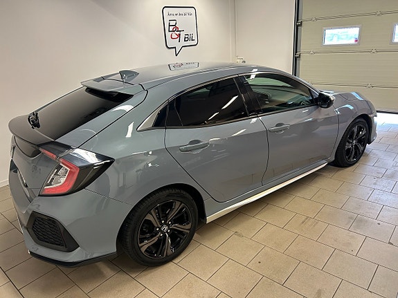 Honda Civic 2 of 13
