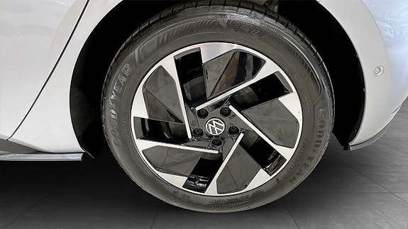 Volkswagen ID.3 6 of 12
