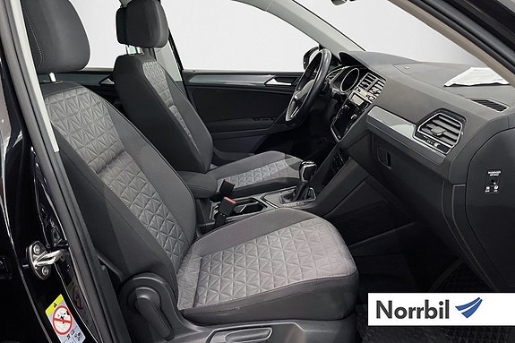 Volkswagen Tiguan 6 of 6