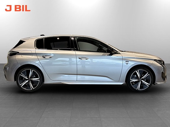 Peugeot 308 17 of 17