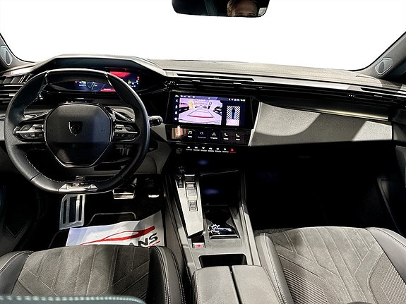 Peugeot 308 8 of 17