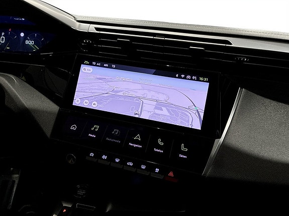 Peugeot 308 10 of 17
