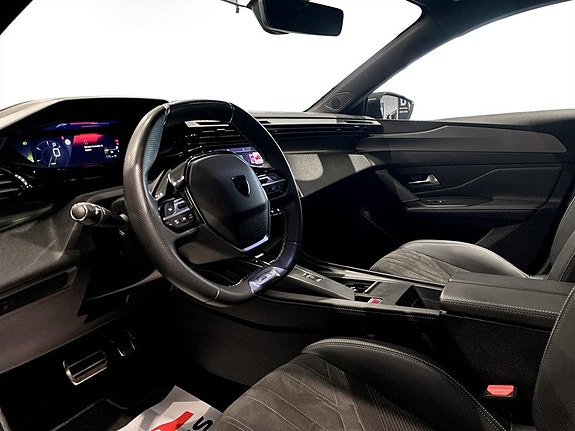 Peugeot 308 4 of 17