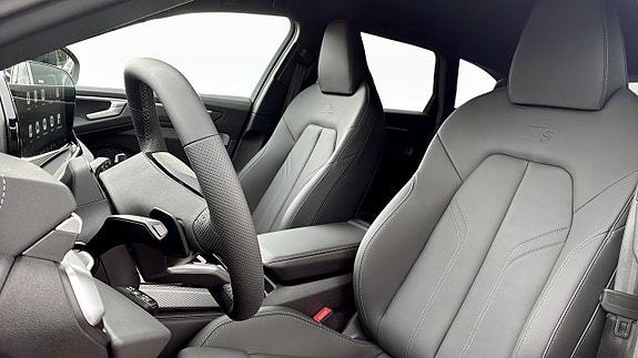 Audi A6 8 of 12