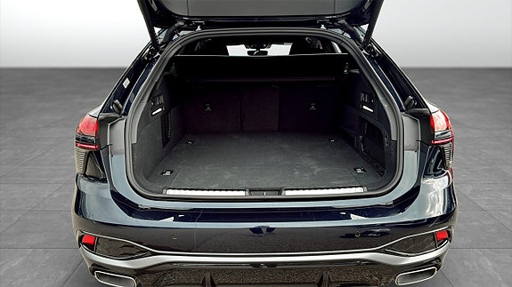 Audi A6 12 of 12