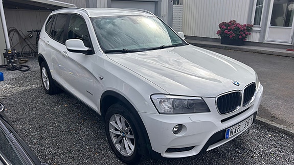 BMW X3 2 of 13