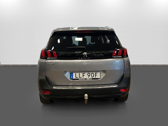 Peugeot 5008 5 of 18