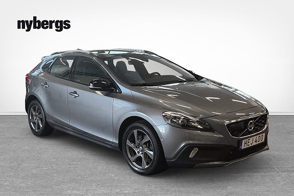 Volvo V40 Cross Country 5 of 19