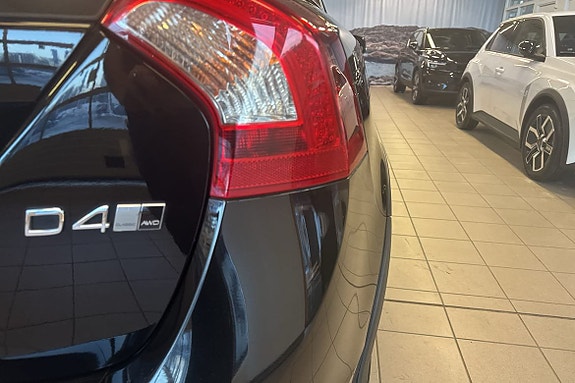 Volvo V60 Cross Country 13 of 23
