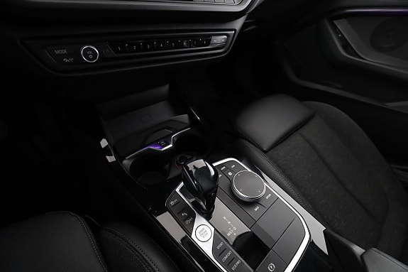 BMW 118i 22 of 30
