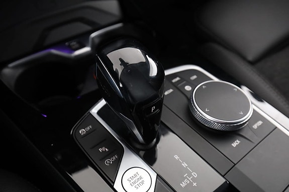 BMW 118i 29 of 30