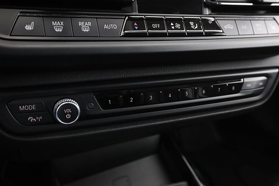 BMW 118i 24 of 30