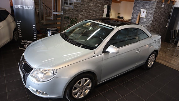 Volkswagen Eos 2 of 11