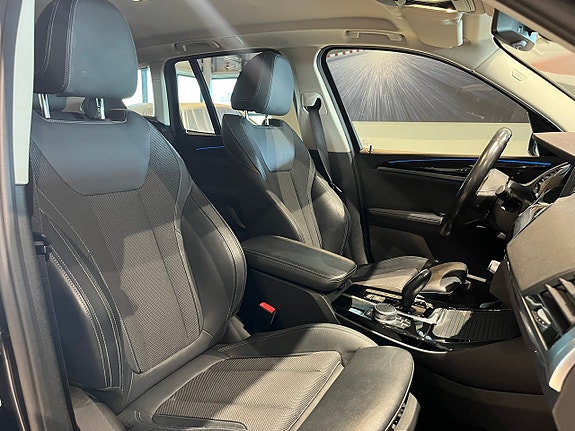 BMW X3 14 of 18