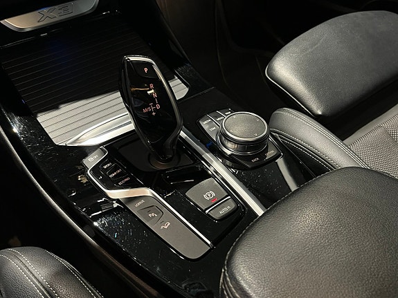 BMW X3 13 of 18