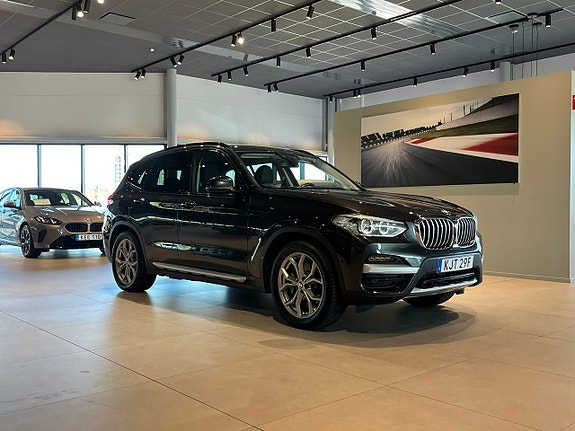 BMW X3 3 of 18