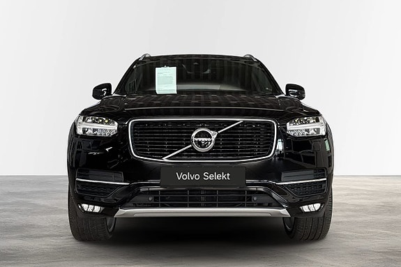 Volvo XC90 9 of 23