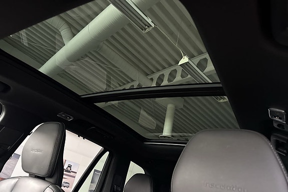 Volvo XC90 17 of 23