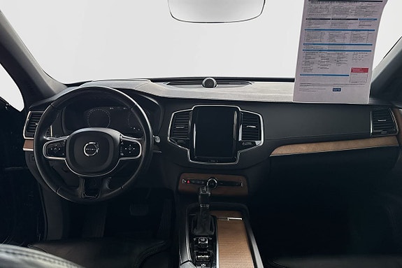 Volvo XC90 6 of 23