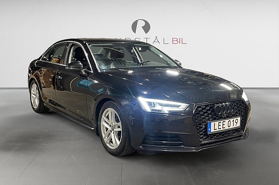 Audi A4 9 of 17