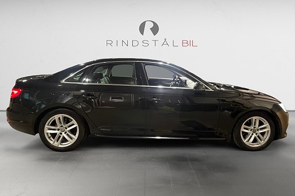 Audi A4 8 of 17
