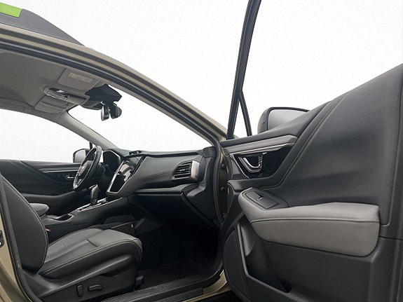Subaru Outback 11 of 28