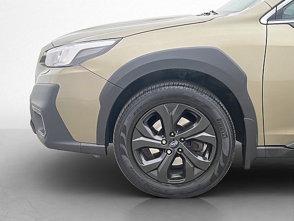 Subaru Outback 25 of 28