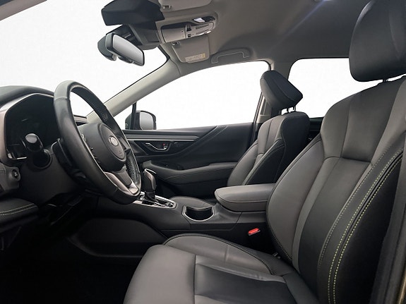 Subaru Outback 15 of 28