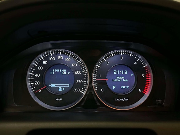 Volvo XC60 19 of 30