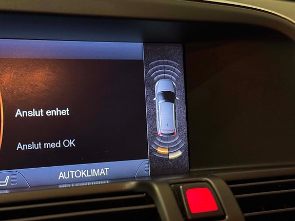 Volvo XC60 25 of 30