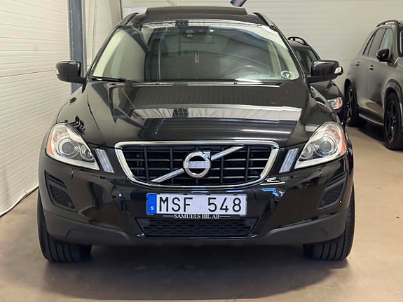Volvo XC60 3 of 30