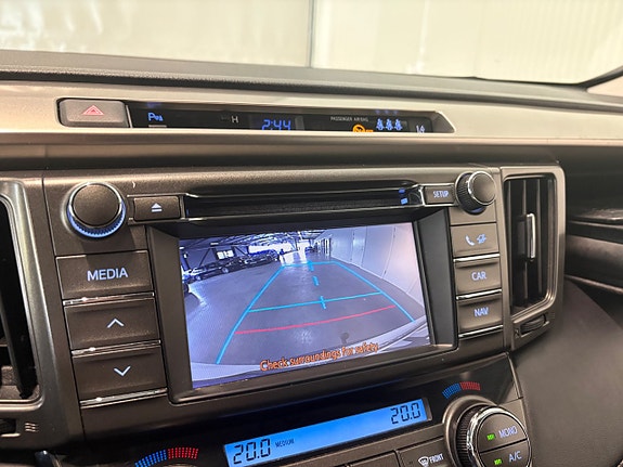 Toyota RAV4 15 of 23