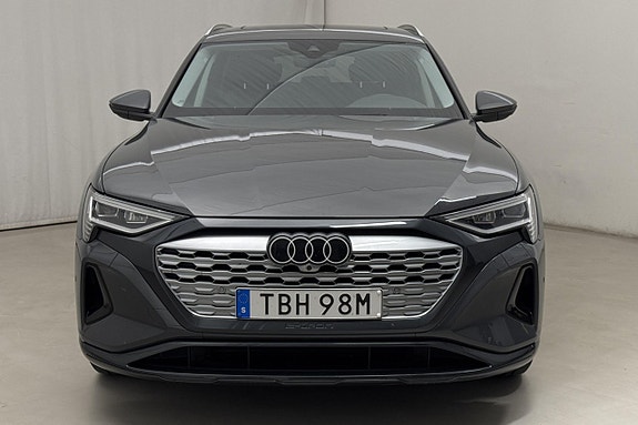 Audi Q8 5 of 25