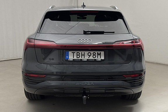 Audi Q8 6 of 25