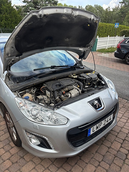 Peugeot 308 SW 11 of 22