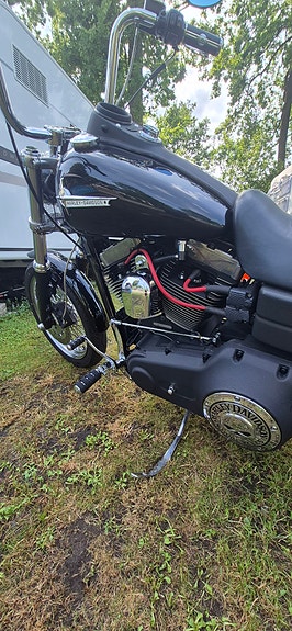 Harley-Davidson Street Bob 3 of 5