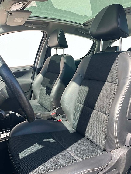 Peugeot 207 6 of 18