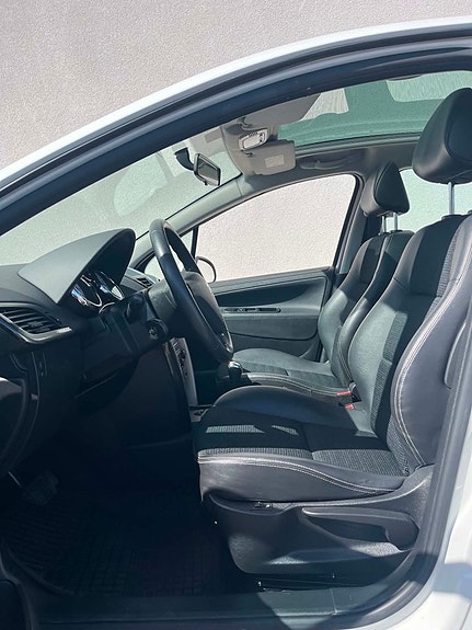 Peugeot 207 5 of 18