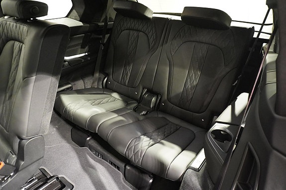 BMW X7 6 of 20