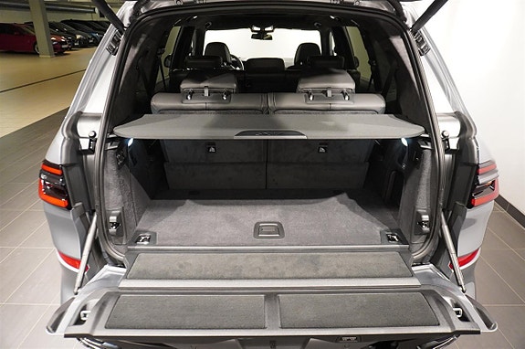 BMW X7 7 of 20