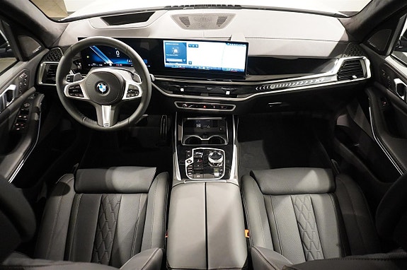 BMW X7 12 of 20