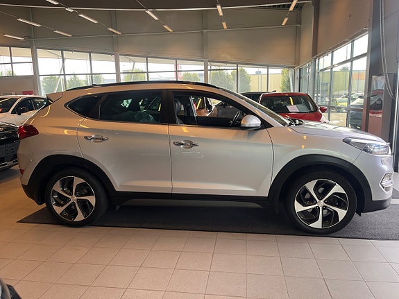Hyundai Tucson 4 of 28