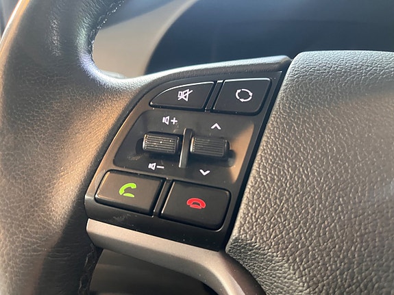 Hyundai Tucson 18 of 28