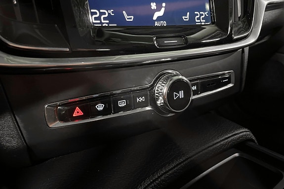 Volvo V90 Cross Country 21 of 29