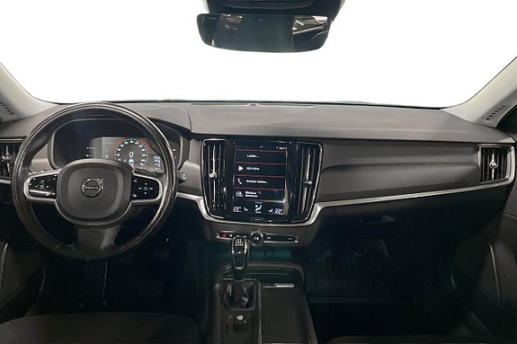 Volvo V90 Cross Country 11 of 29